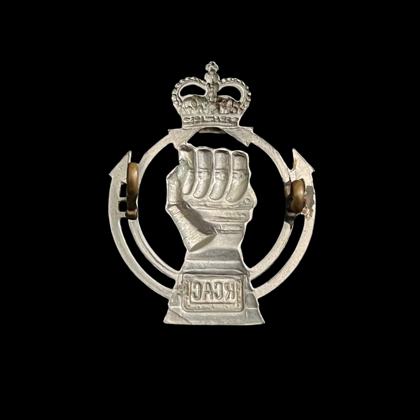 Post WWII RCAC Cap Badge – Expedition Antiques